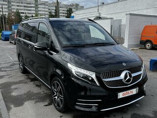 2022 Mercedes-Benz V-Класс Long 300 d длинный III (W447) Рестайлинг, чёрный, 9000000 рублей, вид 4