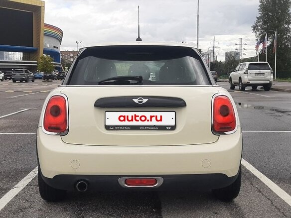 2015 Mini Hatch Cooper III (F55/F56), белый, 650000 рублей - вид 6