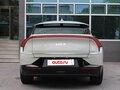 2023 Kia EV6 Standard Range I, белый - вид 5