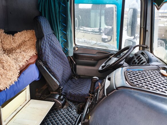 2000 DAF 95XF, белый, 2000000 рублей - вид 3