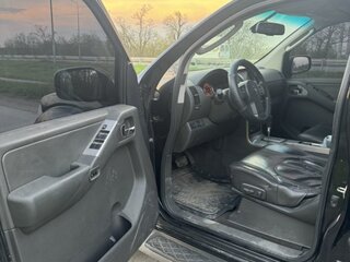 2005 Nissan Pathfinder III, чёрный, 900000 рублей, вид 5