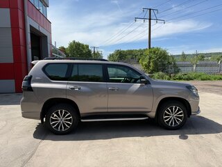 2021 Toyota Land Cruiser Prado 150 Series Рестайлинг 3, коричневый, 7200000 рублей, вид 3