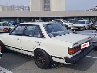 1981 Toyota Celica Camry A40/A50, белый, 750000 рублей, вид 2