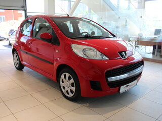 2010 Peugeot 107 I Рестайлинг, красный, 487000 рублей, вид 1