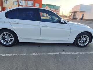2017 BMW 3 серии 318i VI (F3x) Рестайлинг, белый, 1800000 рублей, вид 4