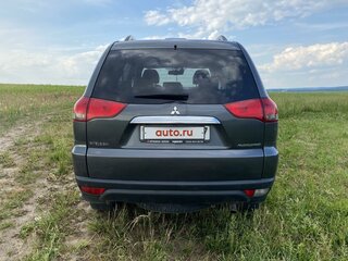 2014 Mitsubishi Pajero Sport II Рестайлинг, серый, 1925000 рублей, вид 4