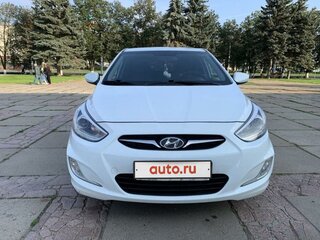 2014 Hyundai Solaris I, белый, 1105000 рублей, вид 2