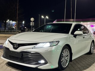 2020 Toyota Camry VIII (XV70), белый, 3600000 рублей, вид 4