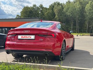 2017 Audi A5 II (F5), красный, 3140000 рублей, вид 4