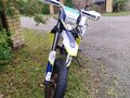 2016 Husqvarna 701 Supermoto, белый, 850000 рублей - вид 3
