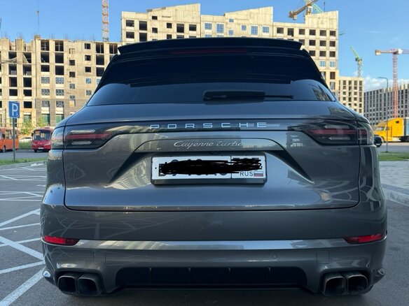 2019 Porsche Cayenne Turbo III, серый, 5700000 рублей - вид 10