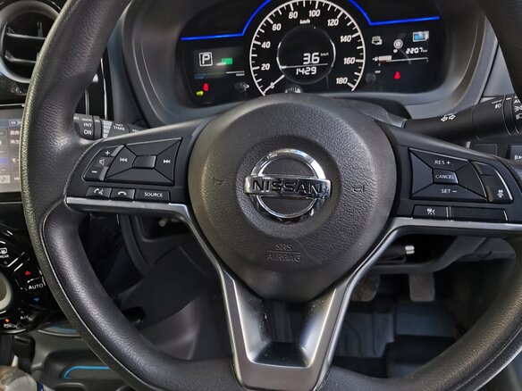 2019 Nissan Note e-Power II Рестайлинг, белый, 1480000 рублей - вид 6