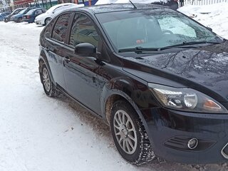 2008 Ford Focus II Рестайлинг, чёрный, 950000 рублей, вид 2