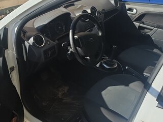 2006 Ford Fiesta Mk5, белый, 235000 рублей, вид 4