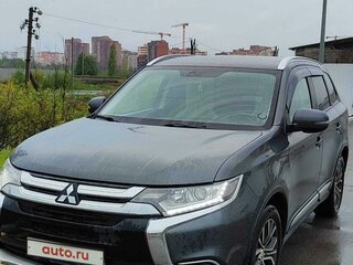 2015 Mitsubishi Outlander III Рестайлинг 2, серый, 2100000 рублей, вид 1