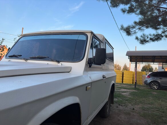 1991 Aro 24, белый - вид 18