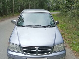1999 Nissan Presage I, серый, 650000 рублей, вид 2