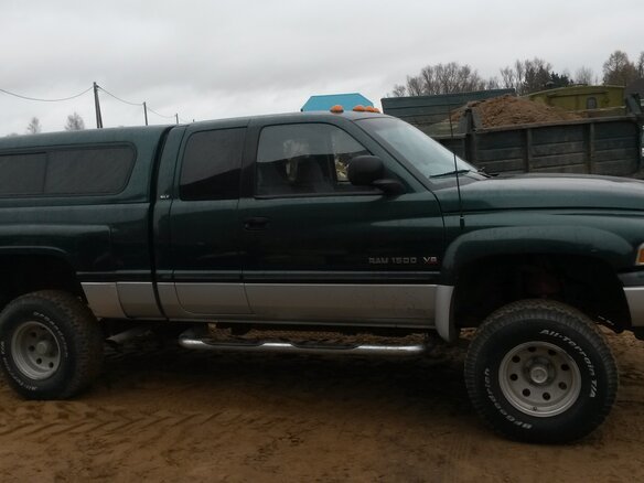 1998 Dodge RAM II (BR/BE), зелёный