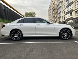 2021 Mercedes-Benz E-Класс 200 V (W213, S213, C238) Рестайлинг, белый, 5150000 рублей, вид 3