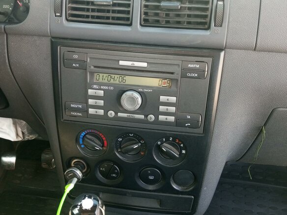 2007 Ford Transit Connect, белый, 650000 рублей - вид 4