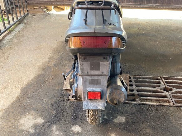1998 Suzuki Address 100, серый, 60000 рублей - вид 2