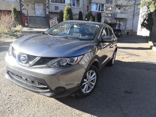 2017 Nissan Rogue Sport I, серый, 1500000 рублей, вид 2