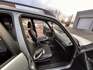 2013 Chevrolet Niva I Рестайлинг, серебристый, 600000 рублей, вид 5