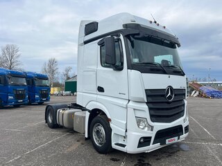 2021 Mercedes-Benz Actros, белый, 7000000 рублей, вид 3