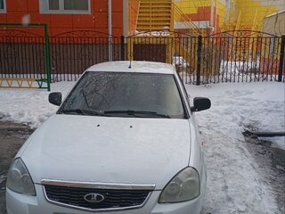 2014 Lada (ВАЗ) Priora I Рестайлинг, белый, 350000 рублей, вид 2