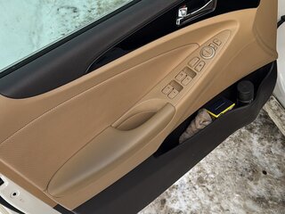 2011 Hyundai Sonata VI (YF), белый, 1455000 рублей, вид 4