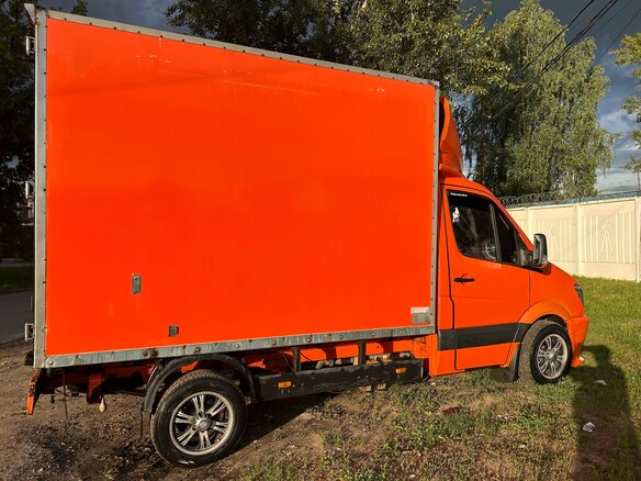 2007 Mercedes-Benz Sprinter, оранжевый, 1699999 рублей - вид 9