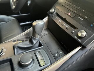 2016 Lexus IS 200t III, белый, 2300000 рублей, вид 2