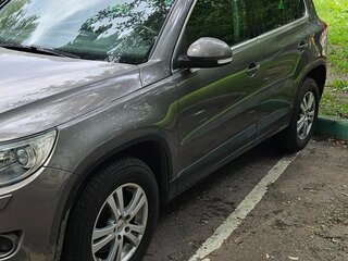 2009 Volkswagen Tiguan I, серый, 1400000 рублей, вид 3