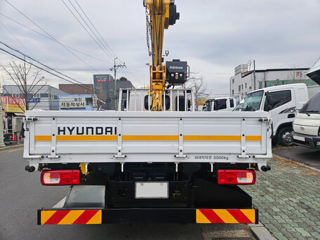 2022 Hyundai MegaTruck, белый, 7331923 рублей, вид 4