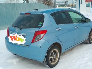 2013 Toyota Vitz III (XP130), голубой, 650000 рублей, вид 3