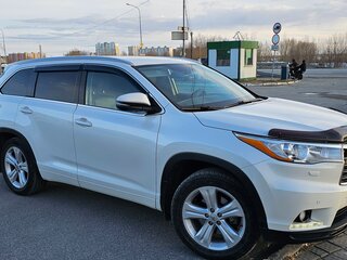 2016 Toyota Highlander III (XU50), белый, 2950000 рублей, вид 4