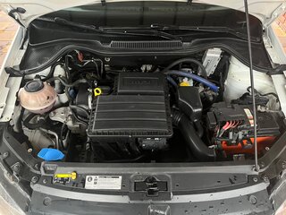2017 Volkswagen Polo V Рестайлинг, белый, 900000 рублей, вид 5