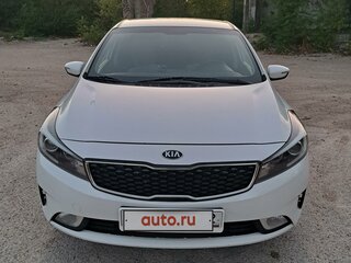 2017 Kia Cerato III Рестайлинг (Classic), белый, 1850000 рублей, вид 1