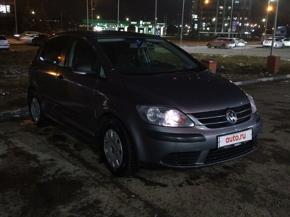 2008 Volkswagen Golf Plus I, серый, 400000 рублей - вид 3