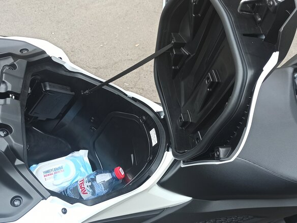 2022 Honda NC 750X, белый, 1340000 рублей - вид 8