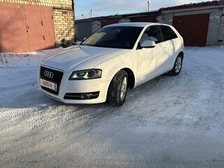 2011 Audi A3 II (8P) Рестайлинг 2, белый, 1050000 рублей, вид 1