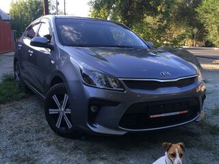 2019 Kia Rio IV, серый, 1450000 рублей, вид 2