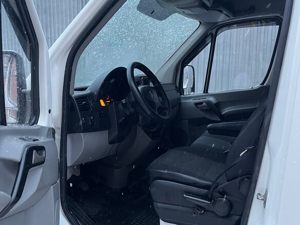 2012 Mercedes-Benz Sprinter, белый, 2800000 рублей - вид 6