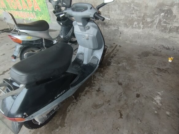 1997 Honda Lead 50, чёрный, 35000 рублей - вид 2
