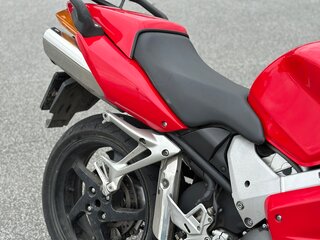 2002 Honda VFR 800, красный, 490000 рублей, вид 3
