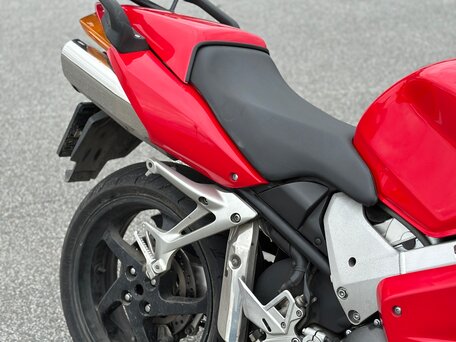 2002 Honda VFR 800, красный, 490000 рублей, вид 3