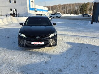 2018 Toyota Camry VIII (XV70), чёрный, 3300000 рублей, вид 2