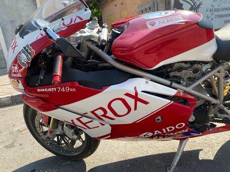 2004 Ducati 749, красный, 750000 рублей, вид 3