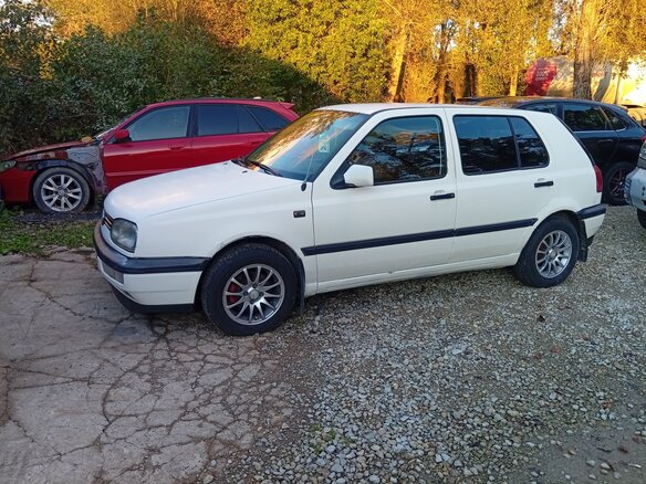 1995 Volkswagen Golf III, белый, 250000 рублей - вид 3