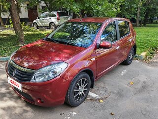 2011 Renault Sandero I, красный, 680000 рублей, вид 1